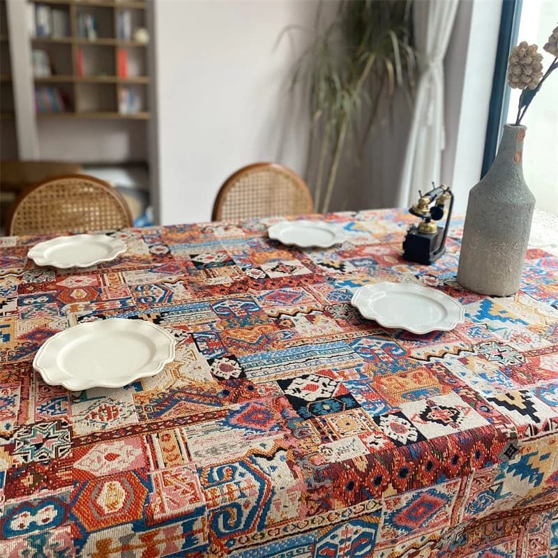 מפת שולחן ז'קארד בוהמית רטרו עם דוגמה גיאומטרית